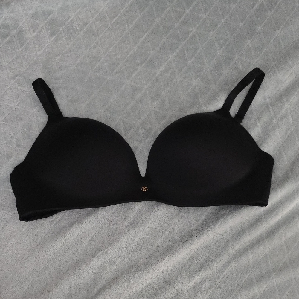 Victoria’s Secret So Obsessed  34DDD Wireless Bra  Convertible Straps